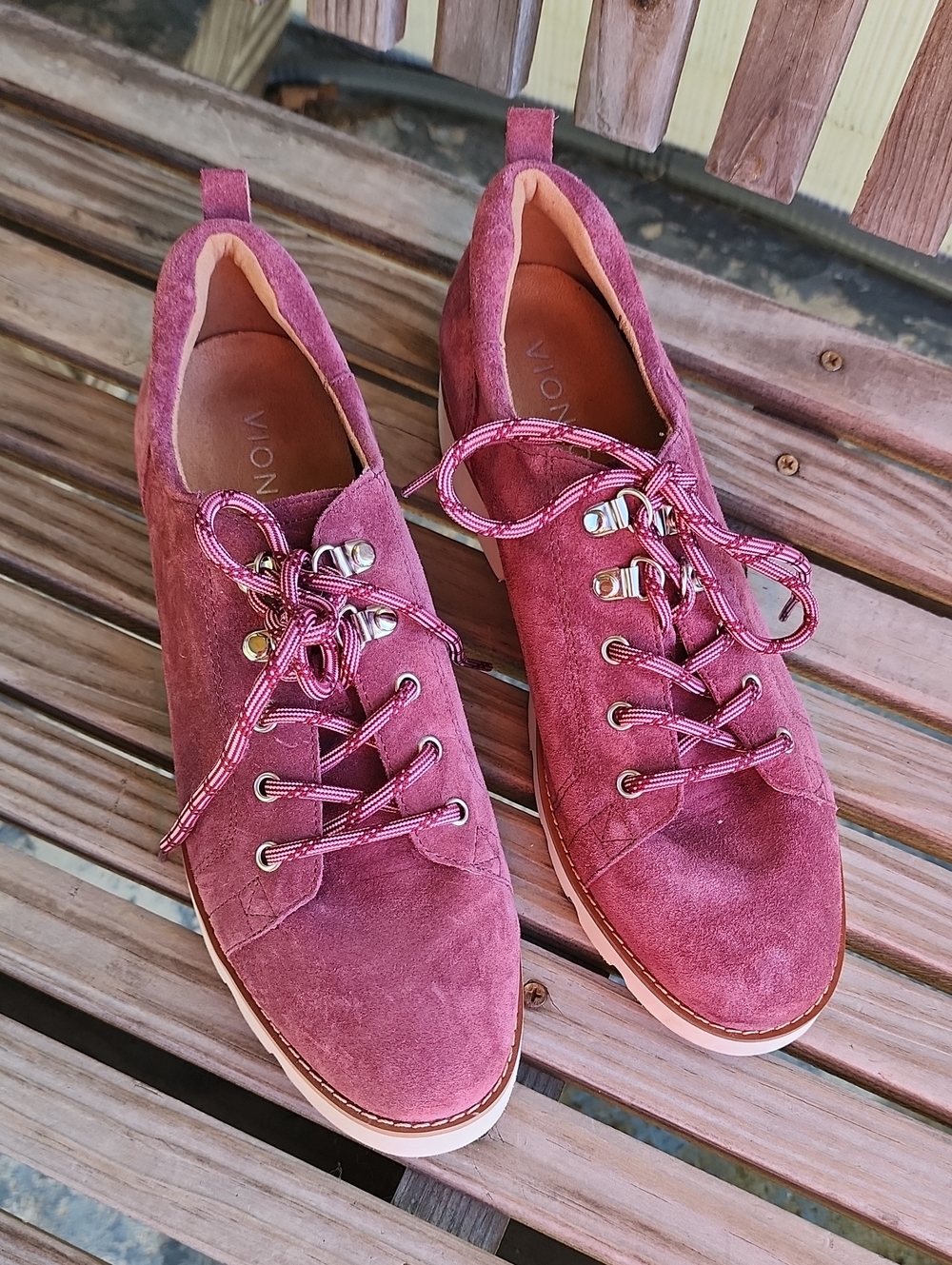 Vionic Ladies Suede Shoes
